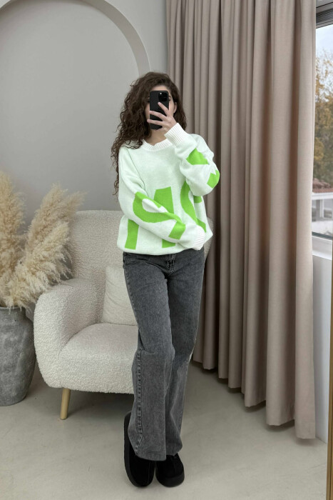 2M FRONT WRITTING KNITTED WOMEN SWEATER WHITE-E BARDHE - 