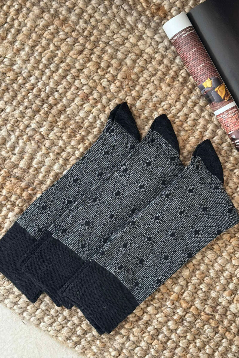 3 PAIR SIMPLE MEN SOCKS GREY/GRI - 4
