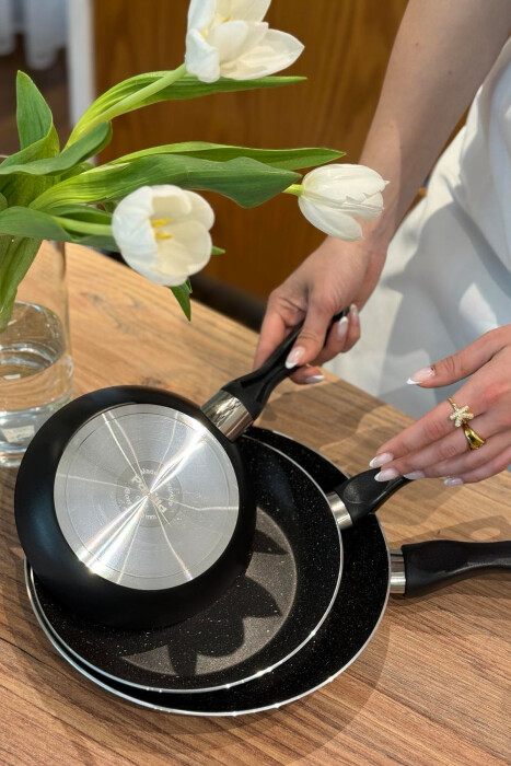 3 PIECES FRYING PAN SET 18-22-26 CM BLACK/ E ZEZE - 5