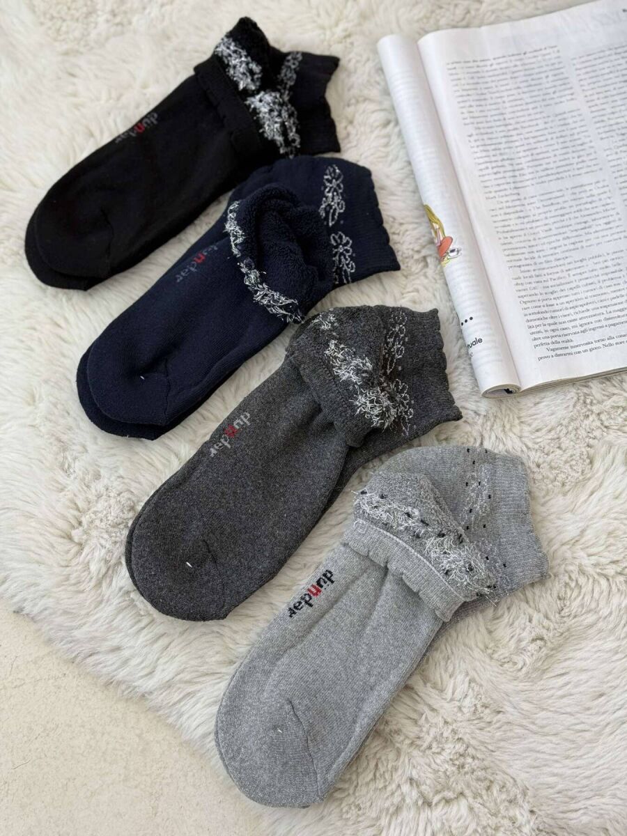 4 PAIR FLOWER DESIGN WARM WOMEN ANKLE SOCKS MULTIPLE/SHNGJ - 4