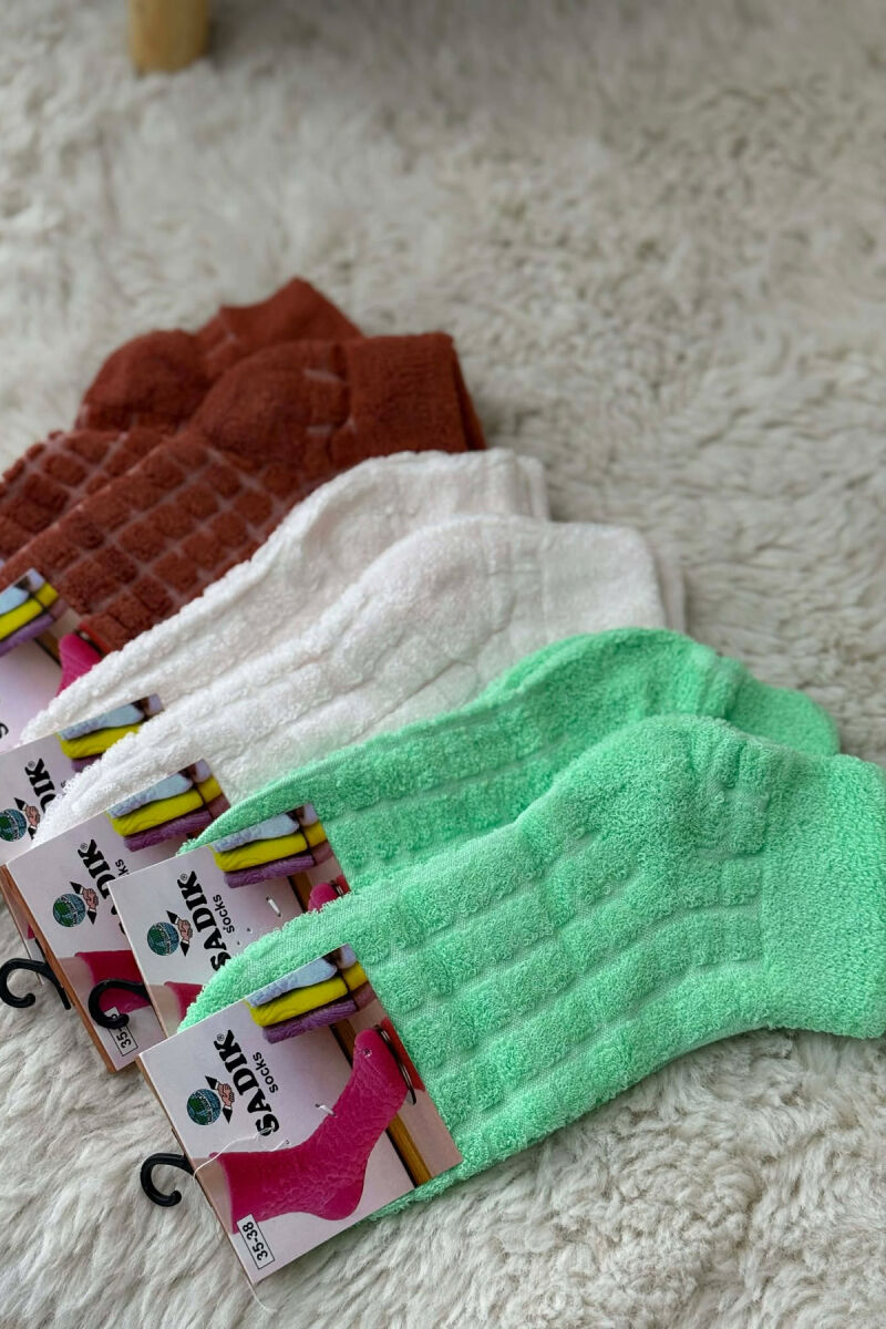6 PAIR DIFFERENT COLORS WOMEN ANKLE SOCKS MULTIPLE/SHNGJ - 1