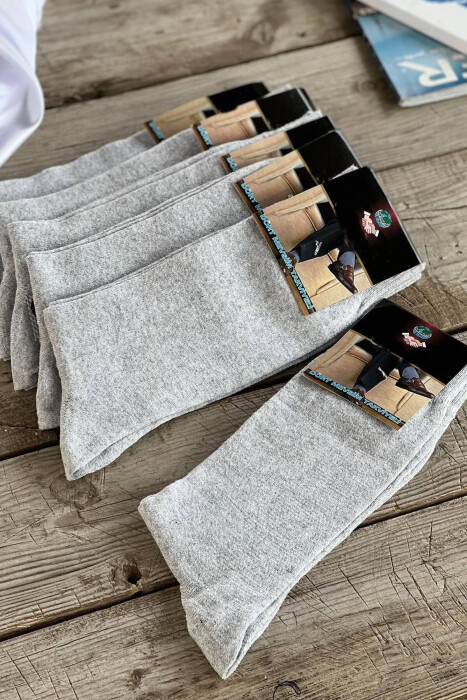 6 PAIR MEN CREW SOCKS IN LIGHT GREY COLOR 