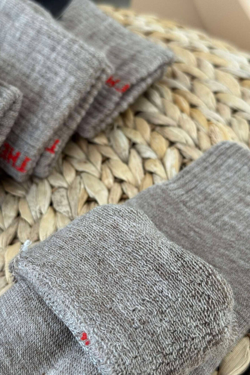 6 PAIR THERMAL MEN CREW SOCKS IN BEIGE COLOR - 4