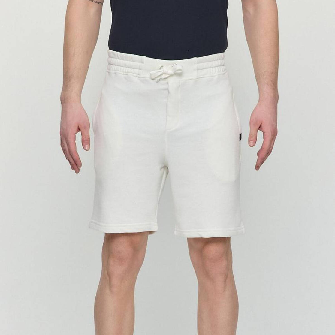 SHORT SWEATPANTS