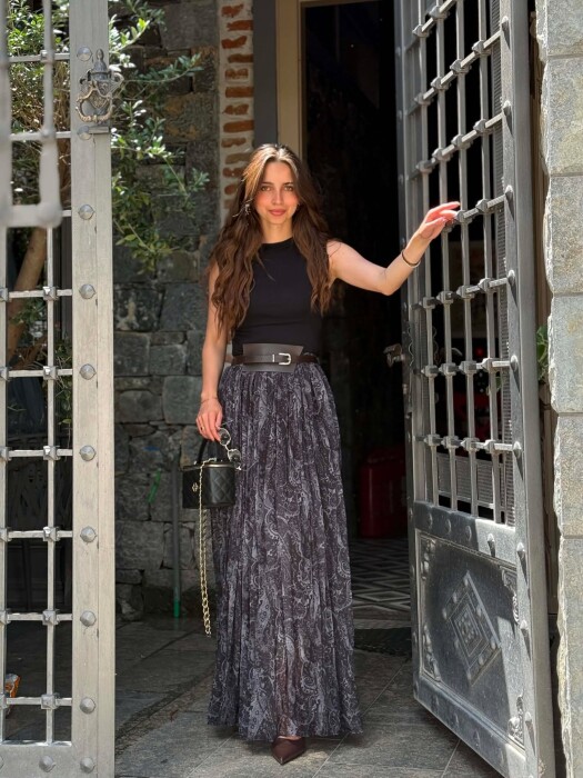 ABSTRACT DESIGN BELT DETAIL WOMAN SKIRT GREY/GRI - KLAUDIO FASHION
