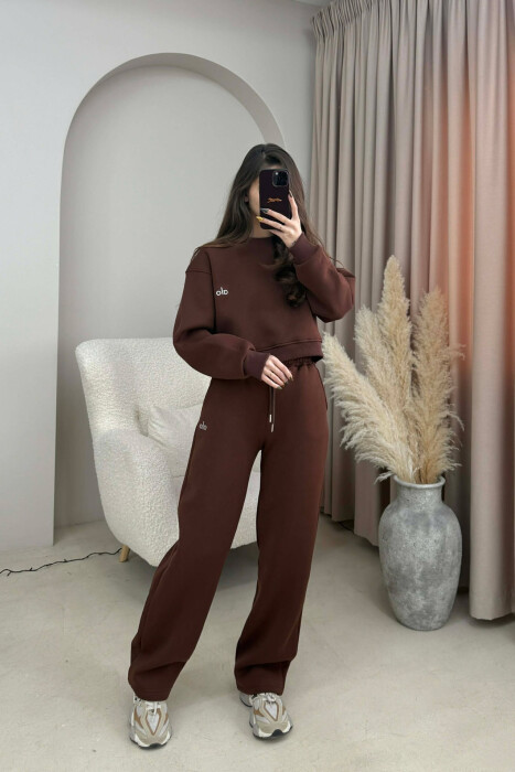 ALO CROPPED SWEATSHIRT+SWEATPANTS FLUFFY WOMEN SET BROWN/KAFE - 2