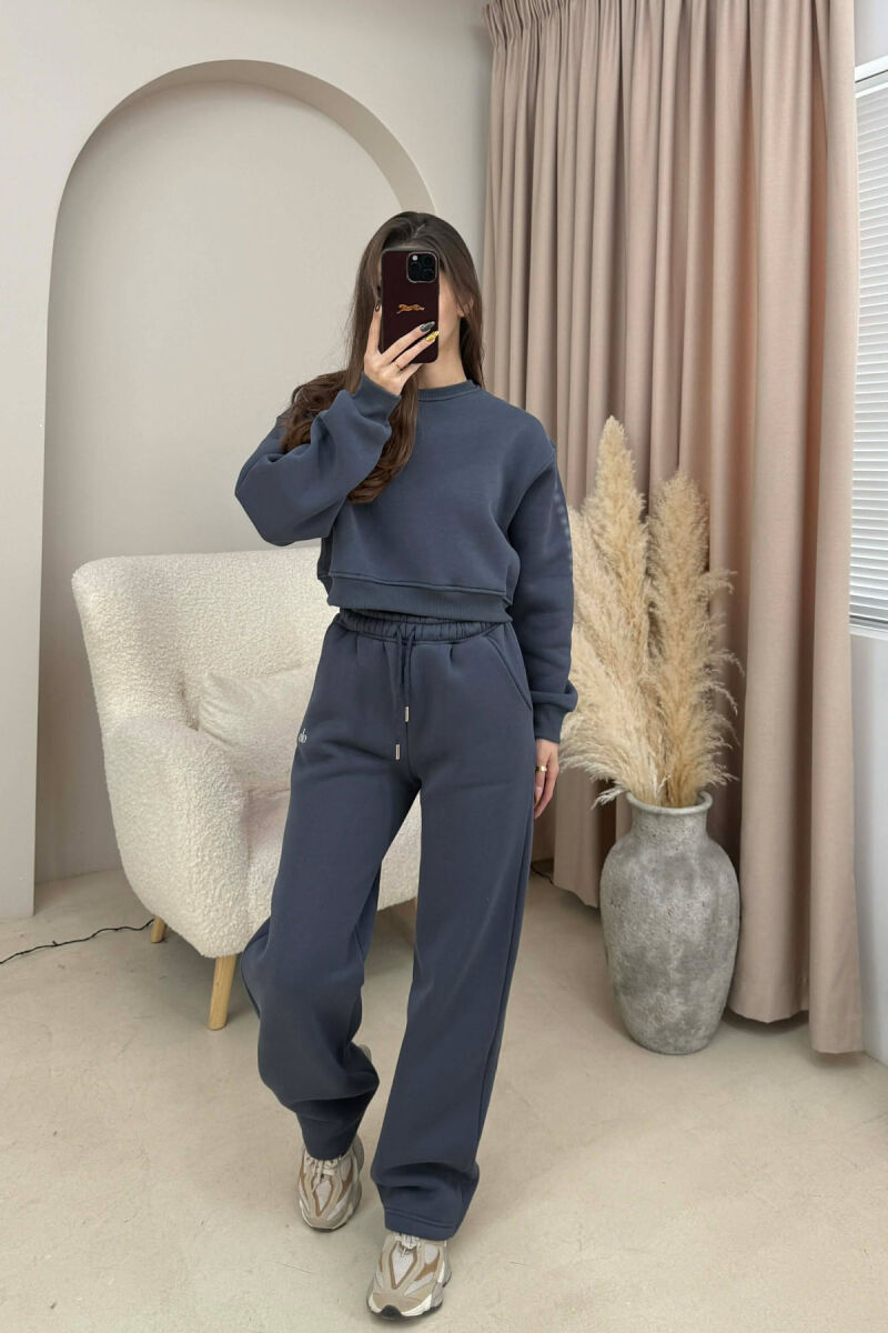 ALO CROPPED SWEATSHIRT+SWEATPANTS FLUFFY WOMEN SET DARK GREY/GEE - 1