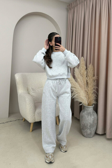 ALO CROPPED SWEATSHIRT+SWEATPANTS FLUFFY WOMEN SET LIGHT GREY/GZ - KLAUDIO FASHION