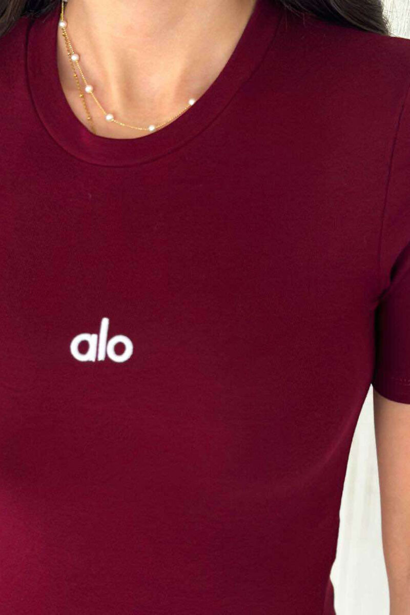 ALO FRONT WRITTING WOMEN T-SHIRT IN BURGUNDY COLOR - 2