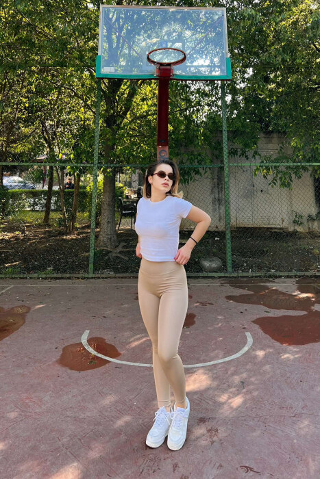 ALO SIMPLE WOMAN LEGGINGS IN BEIGE COLOR - 3