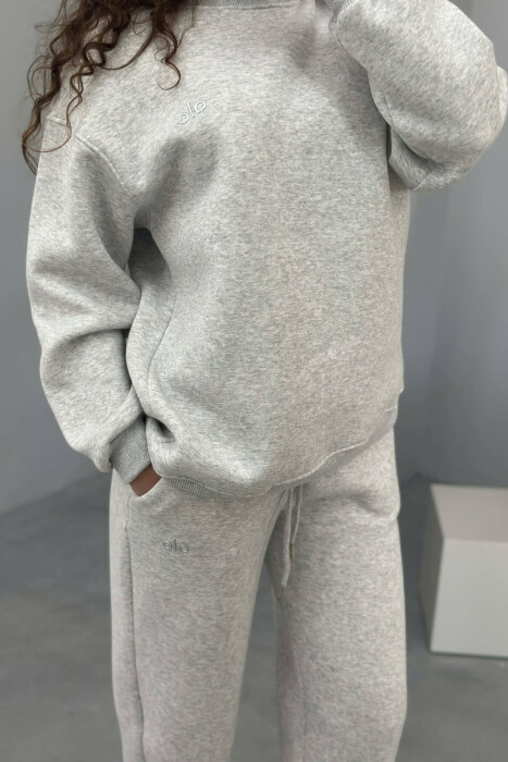 ALO SWEATSHIRT+SWEATPANTS FLUFFY WOMEN SET LIGHT GREY/GZ - 3