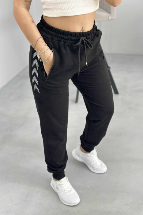 ARROW DESIGN ZIPPER POCKETS WOMEN JOGGERS BLACK/ E ZEZE - 2