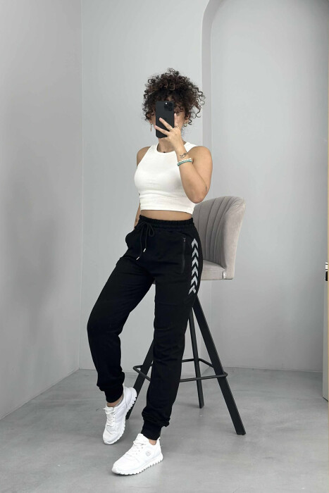 ARROW DESIGN ZIPPER POCKETS WOMEN JOGGERS BLACK/ E ZEZE - 3
