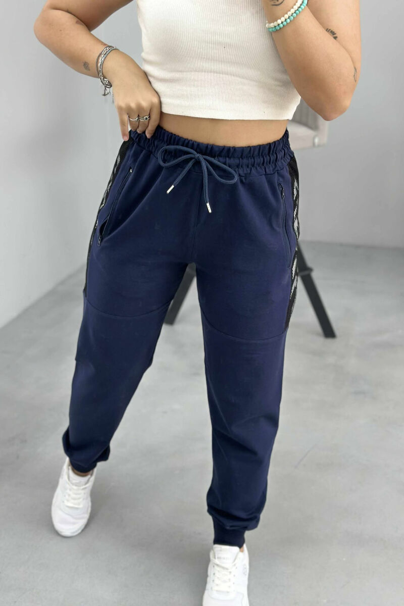 ARROW DESIGN ZIPPER POCKETS WOMEN JOGGERS DARK BLUE/BEE - 4