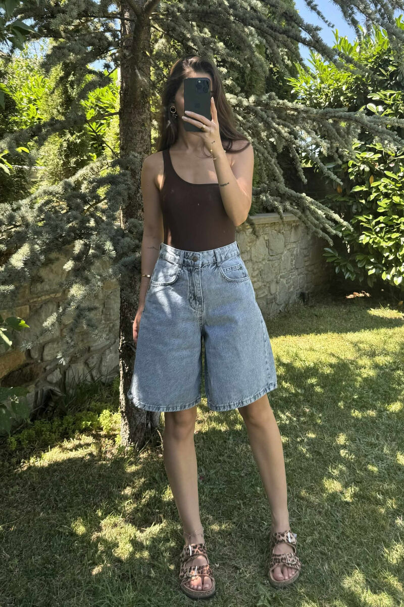 BACK BELT DETAIL SIMPLE WOMEN SHORTS LIGHTBLUE/BZ - 2