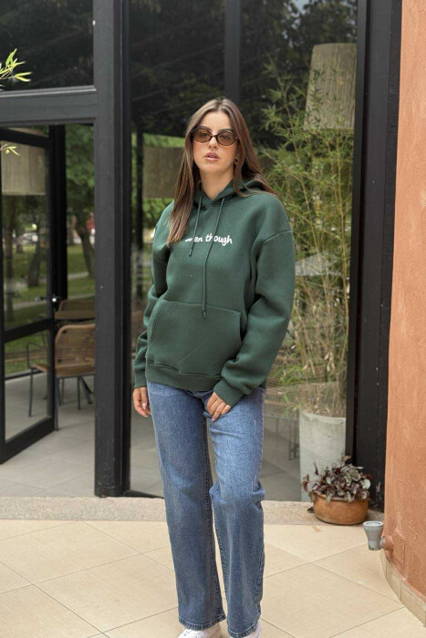 HOODIE ME PUSH DHE IMAZH &SHKRIM MBRAPA PËR FEMRA NË NGJYRËN JESHILE 