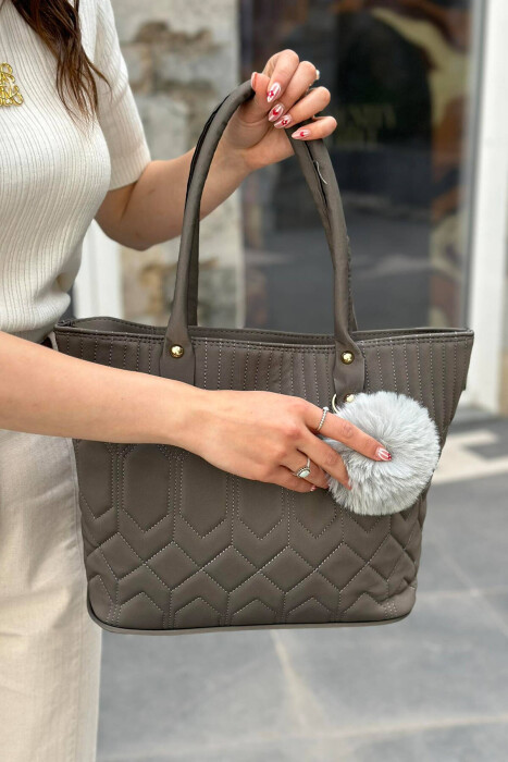 BAG WITH FLUFFY CHAIN WOMAN GREY/GRI - 2