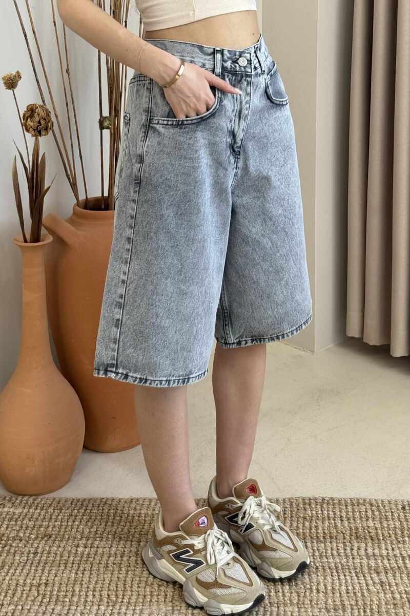 BELT DETAIL KNEE LENGTH WOMEN SHORTS GREY/GRI - 3