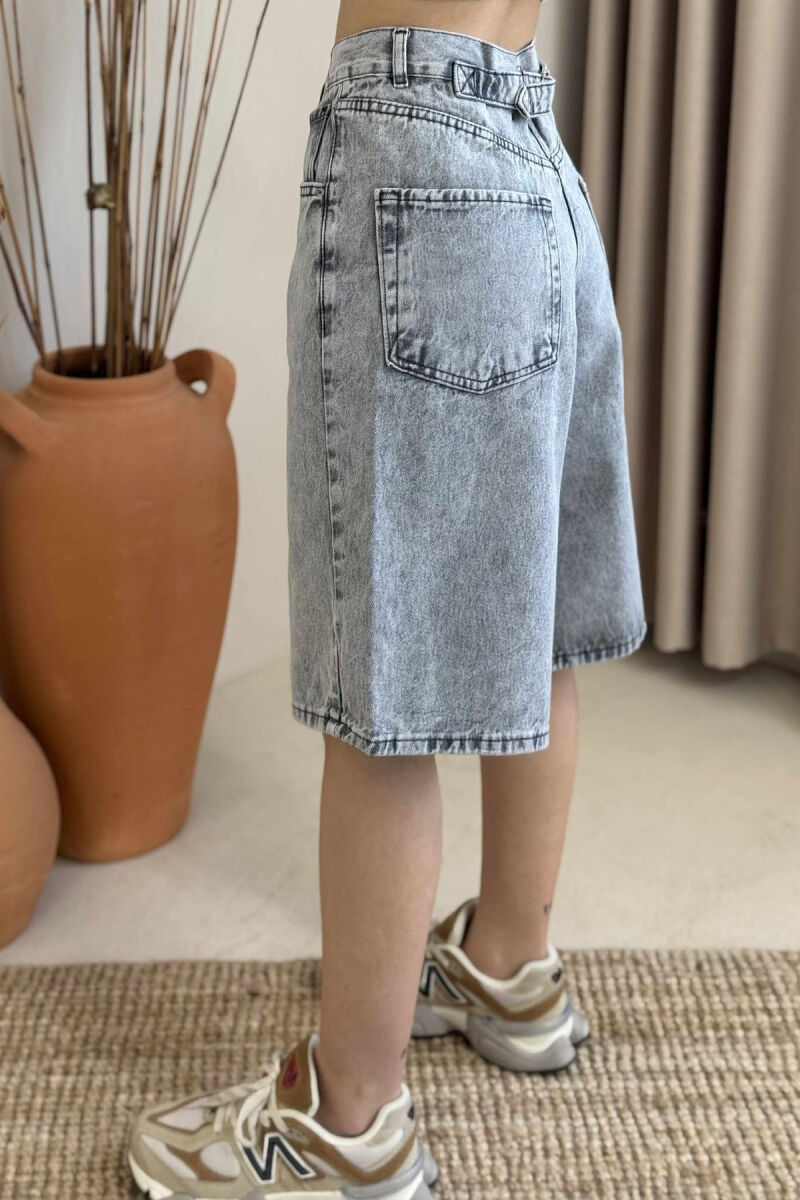 BELT DETAIL KNEE LENGTH WOMEN SHORTS GREY/GRI - 4