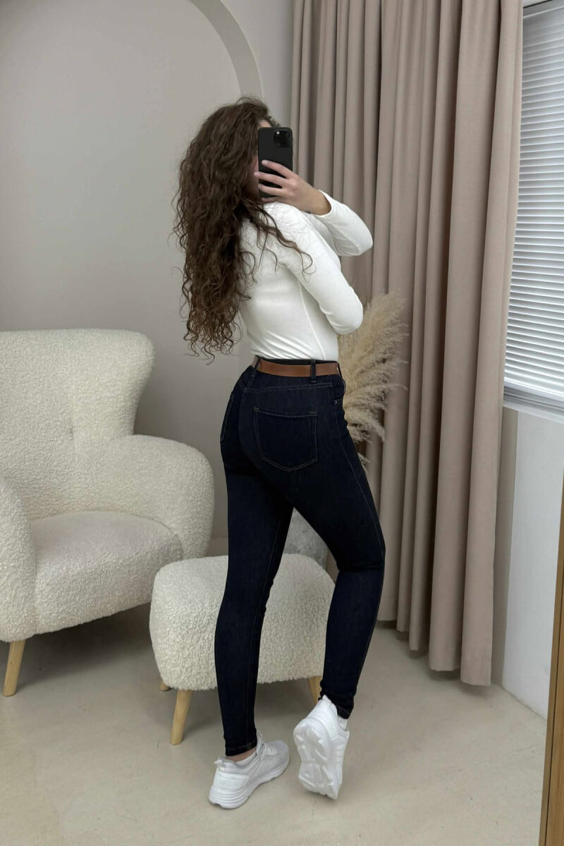 BELT DETAIL SIMPLE WOMEN JEANS DARK BLUE/BEE - 3