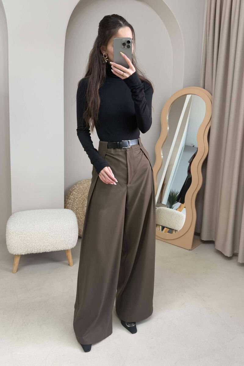 BELT DETAIL WIDE LEG WOMEN TROUSERS IN DARK GREEN COLOR - 2