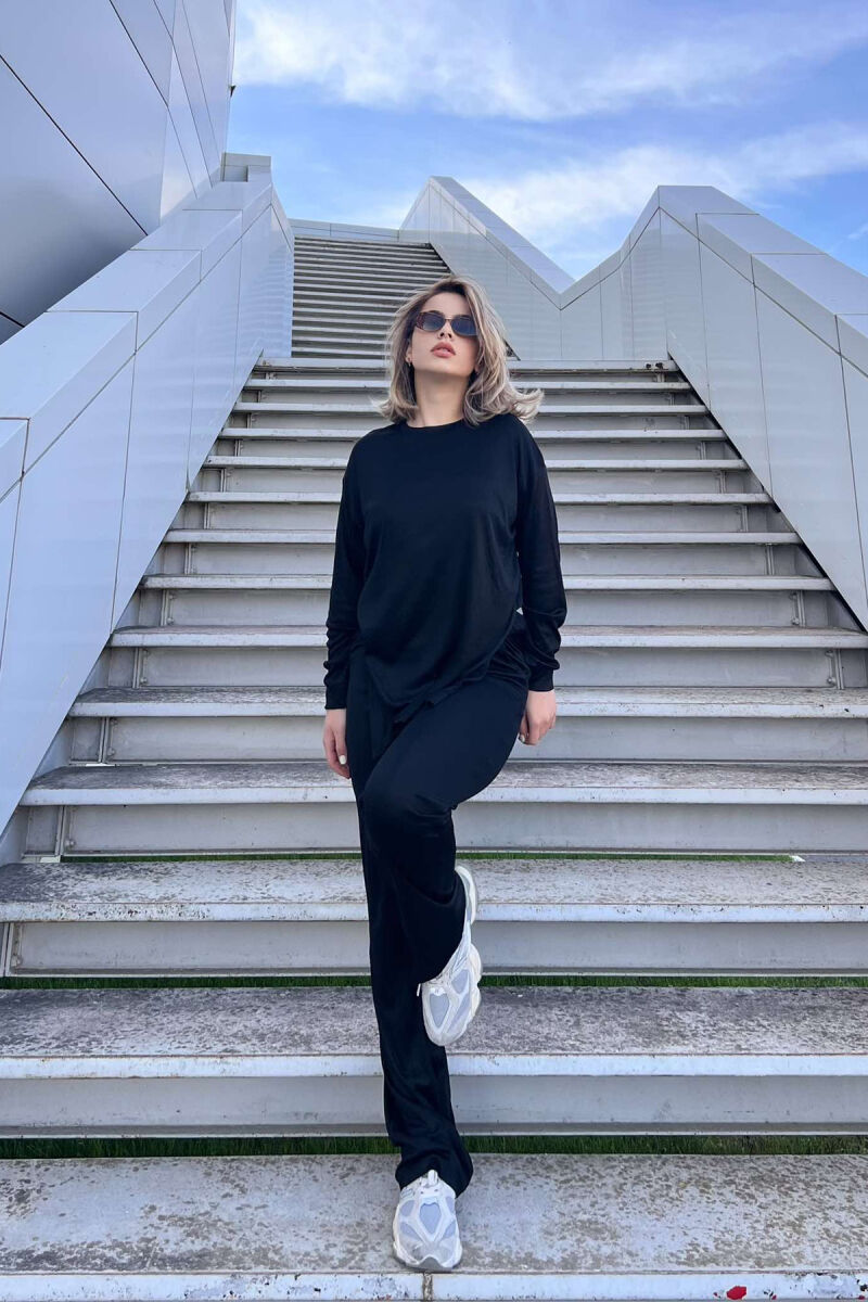 BLOUSE+WIDE LEG SWEATPANTS ONE COLOR WOMEN SET IN BLACK COLOR - 2
