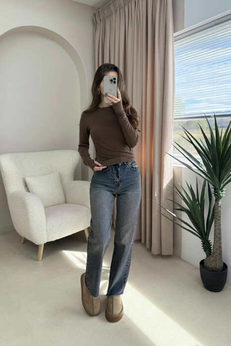 BLUZË E THJESHTË NJË NGJYRËSHE ME JAKË TË RRUMBULLAKËT PËR FEMRA NË NGJYRË KAFE - 2