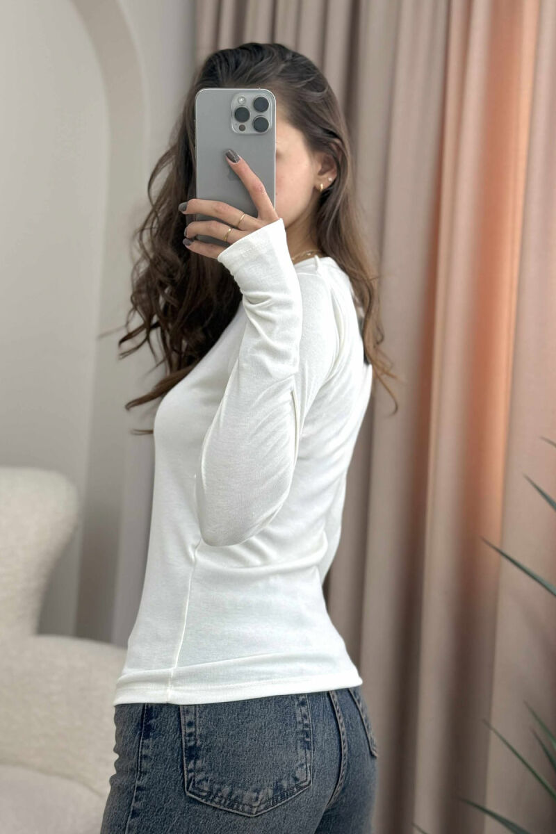 BLUZË E THJESHTË NJË NGJYRËSHE ME JAKË TË RRUMBULLAKËT PËR FEMRA NË NGJYRË KREM - 2