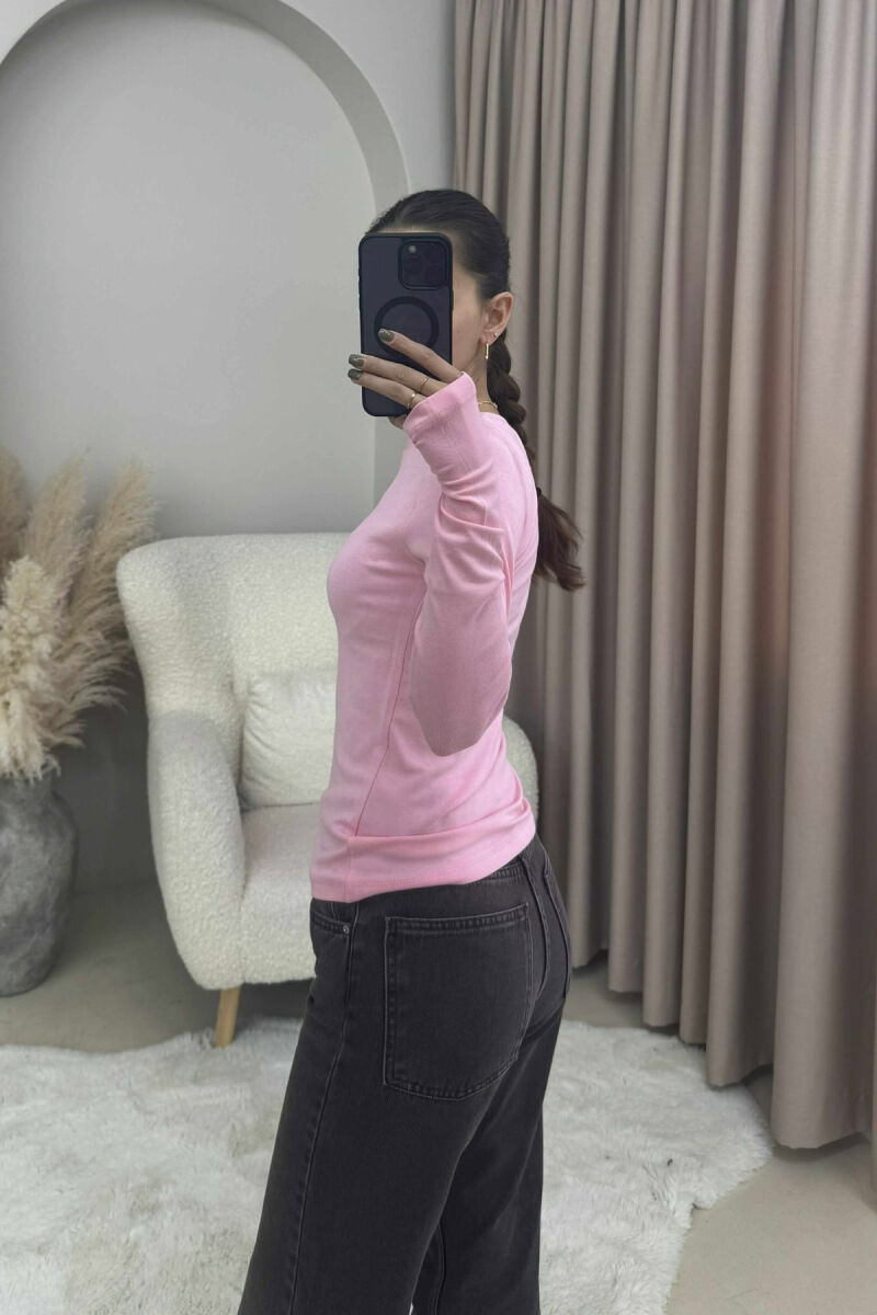 BLUZË E THJESHTË NJË NGJYRËSHE ME JAKË TË RRUMBULLAKËT PËR FEMRA NË NGJYRË ROZË - 3