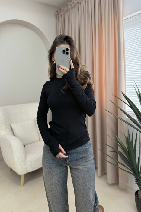 BLUZË E THJESHTË NJË NGJYRËSHE ME JAKË TË RRUMBULLAKËT PËR FEMRA NË NGJYRË TË ZEZË - 2