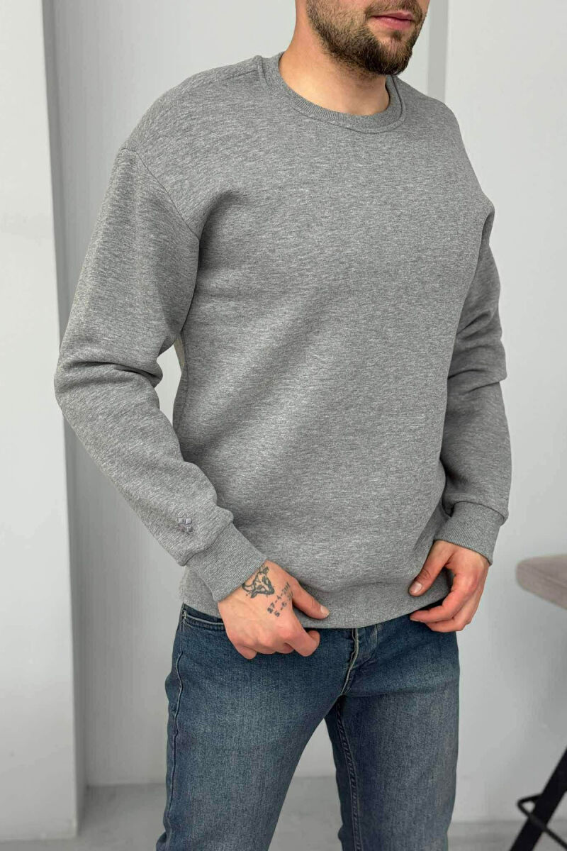 BLUZË E THJESHTË NJË NGJYRËSHE ME PUSH PËR MESHKUJ NË NGJYRËN GRI - 3