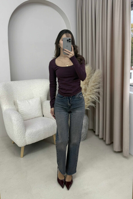 BLUZË E THJESHTË NJË NGJYRËSHE PËR FEMRA NË NGJYRË VISHNJË TË ERRËT - KLAUDIO FASHION