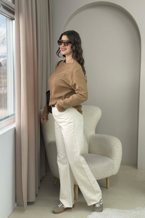 BLUZË E THJESHTË NJËNGJYRESHE PËR FEMRA NË NGJYRËN KAFE - 4