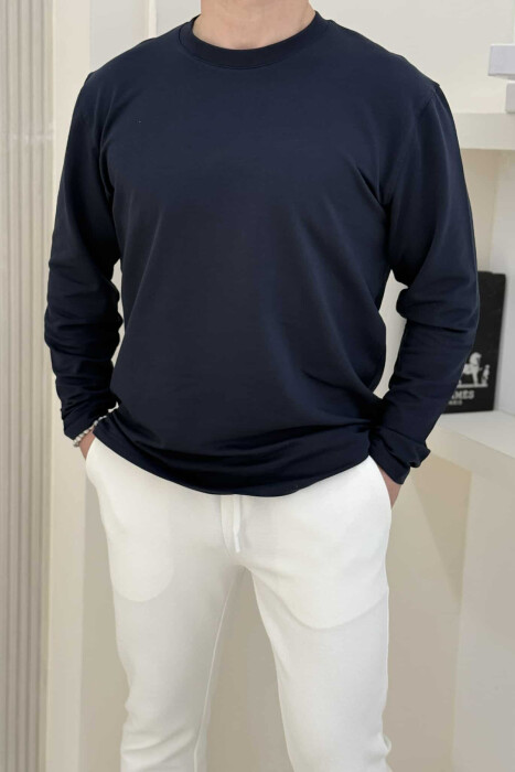 BLUZË E THJESHTË PËR MESHKUJ NË NGJYRËN BLU E ERRËT - 4