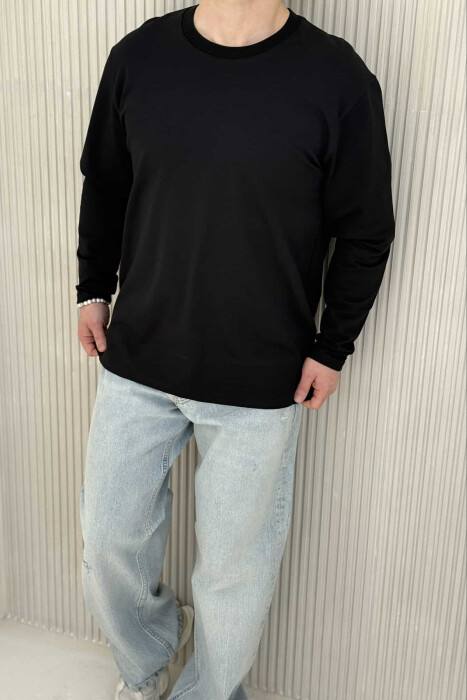 BLUZË E THJESHTË PËR MESHKUJ NË NGJYRËN E ZEZË - 4