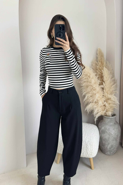 BLUZË ME DETAJIN E XHEPIT PËR FEMRA NË NGJYRËN E BARDHË DHE TË ZEZË - KLAUDIO FASHION