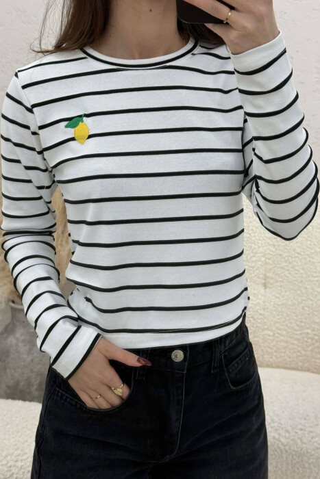 BLUZE ME DIZAJN VIJASH PER FEMRA NE NGJYRE TE BARDHE ME TE ZEZE - 3