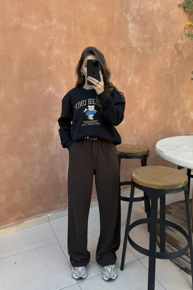 BLUZË ME IMAZHIN E ARUSHIT DHE ME SHKRIM PËR FEMRA NË NGJYRË TË ZEZË - 1