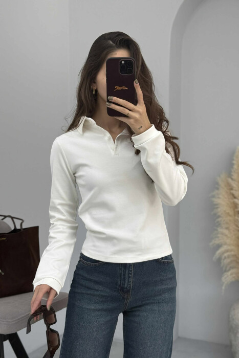 BLUZE ME JAKE POLO DHE BUTONA PER FEMRA NE NGJYRE TE BARDHE - KLAUDIO FASHION