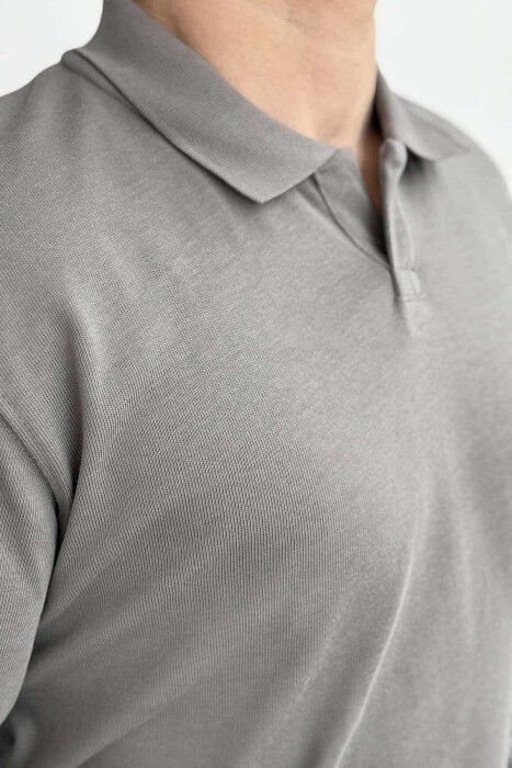 BLUZË ME JAKË POLO PËR MESHKUJ NË NGJYRËN GRI - 4