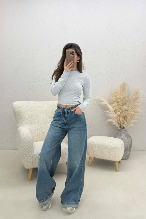 BLUZE ME JAKE TE RRUMBULLAKET PER FEMRA NE NGJYRE GRI TE ZBARDHUR - 3