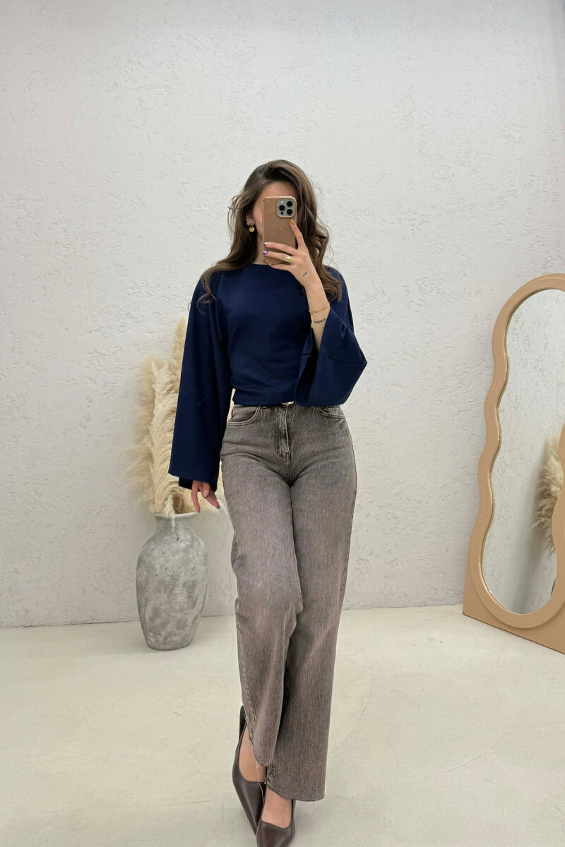 BLUZE ME MENGE TE GJATA PER FEMRA NE NGJYRE BLU - 5