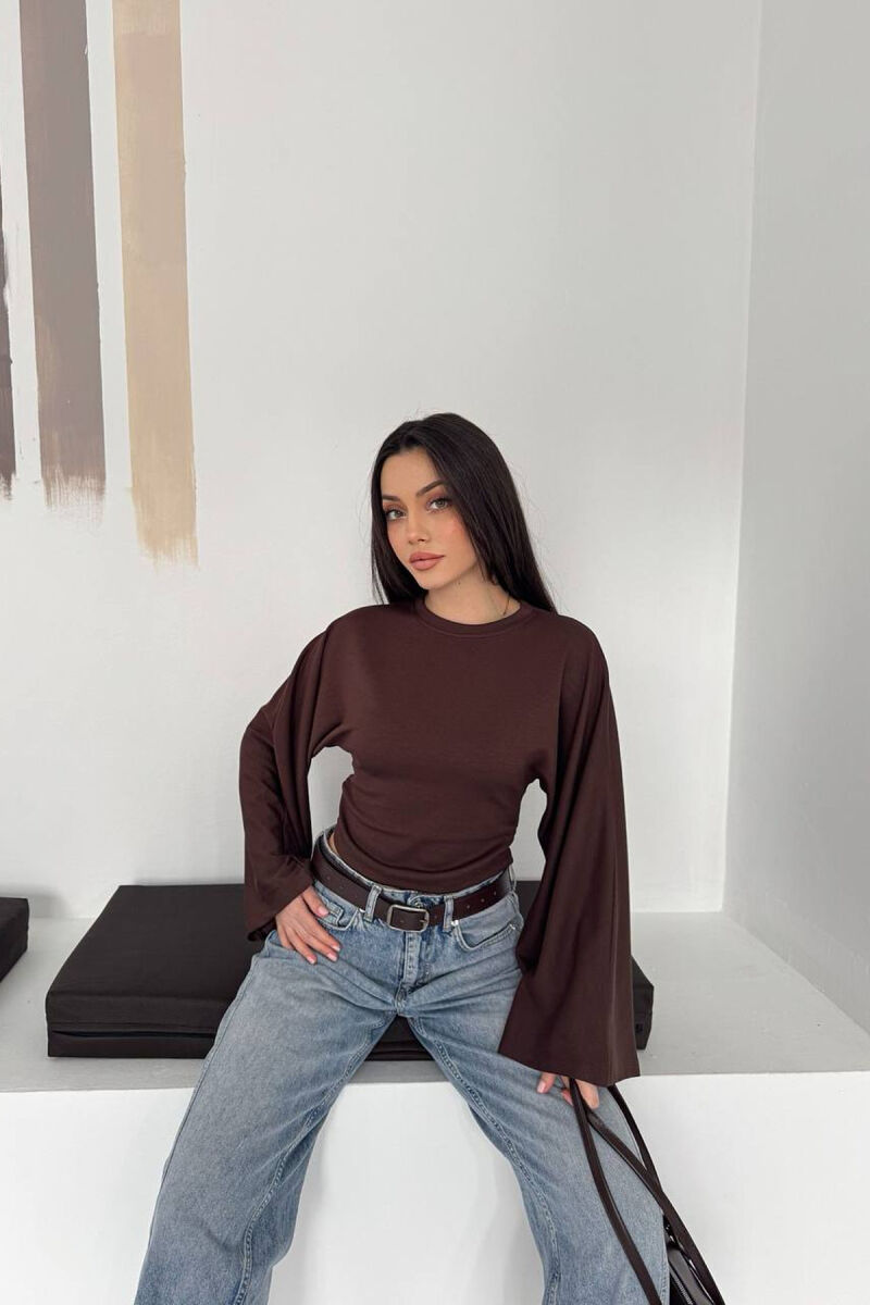 BLUZE ME MENGE TE GJATA PER FEMRA NE NGJYRE KAFE - 3