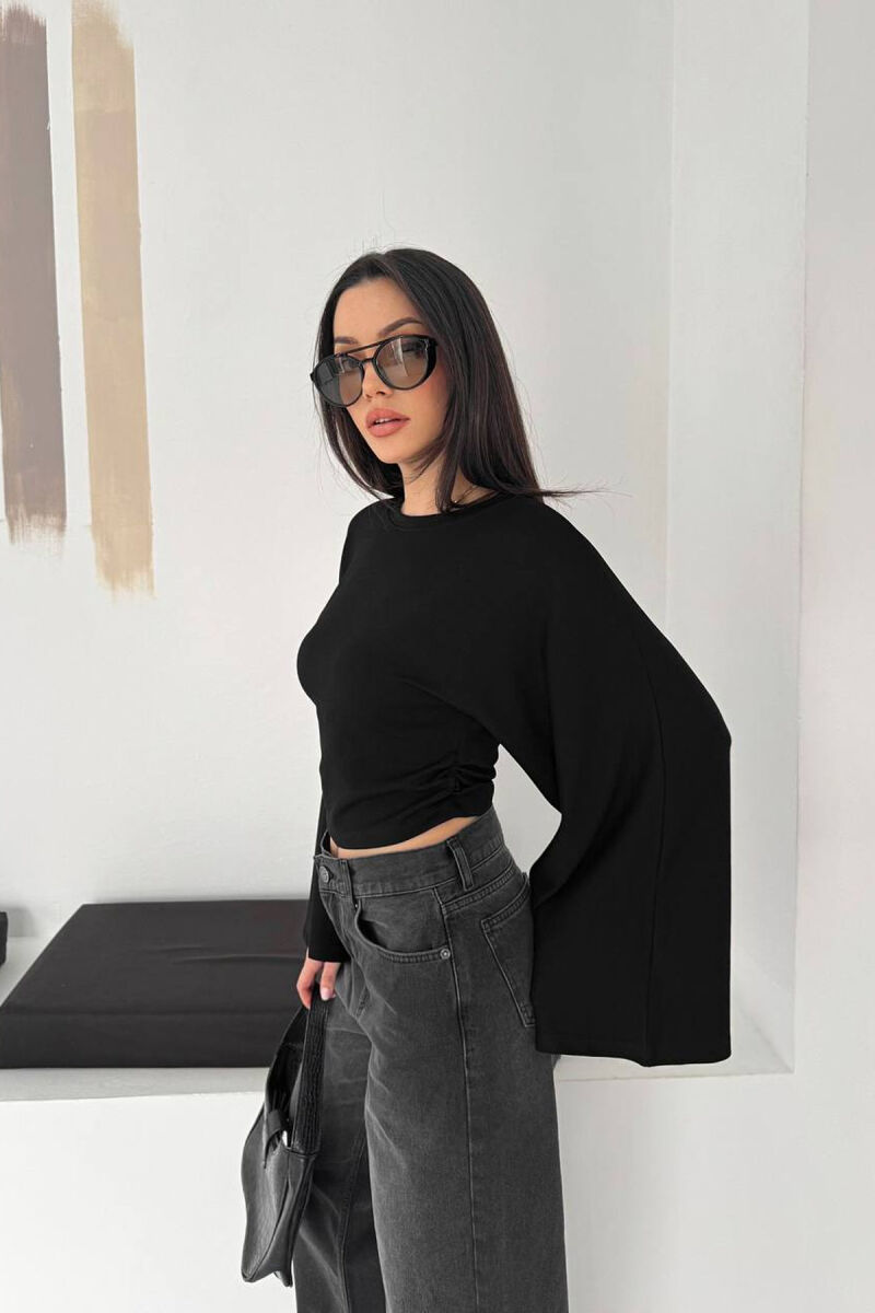 BLUZE ME MENGE TE GJATA PER FEMRA NE NGJYRE TE ZEZE - 2