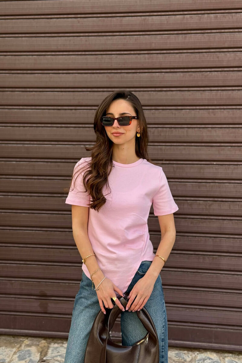 BLUZE ME MENGE TE SHKURTA PER FEMRA NE NGJYRE ROZE - 1