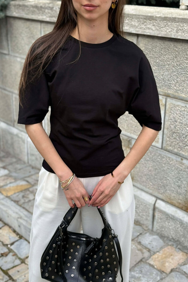 BLUZE ME MENGE TE SHKURTA PER FEMRA NE NGJYRE TE ZEZE - 1