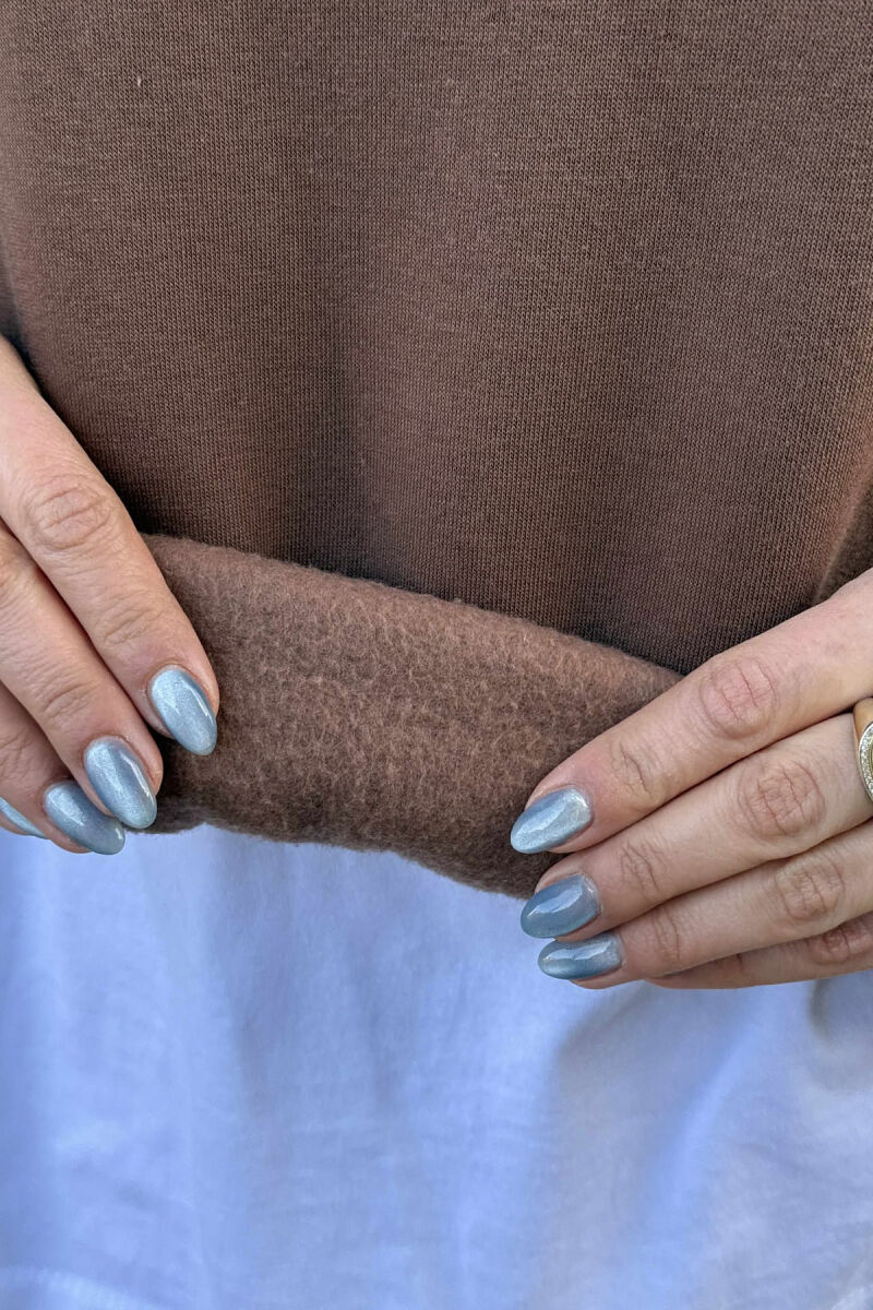 BLUZË ME PUSH ME DETAJIN E ZEMRES PËR FEMRA NË NGJYRËN KAFE - 3