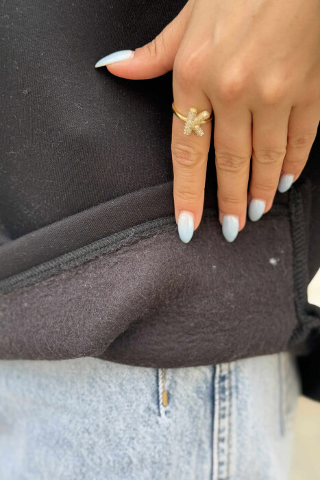 BLUZË ME PUSH NJËNGJYRËSHE DHE ME JAKË ME ZINXHIR PËR FEMRA NË NGJYRËN E ZEZË - 5