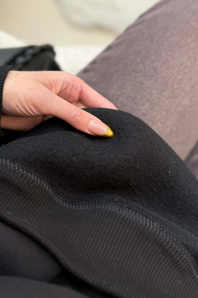 BLUZË ME PUSH PËR FEMRA NË NGJYRËN E ZEZË - 4