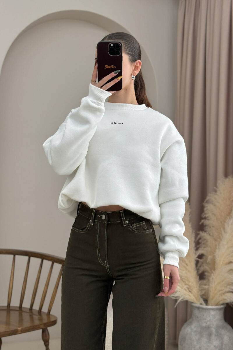 BLUZE ME SHKRIM STUDIO DHE BEL ELASTIK PER FEMRA NE NGJYRE TE BARDHE - 2